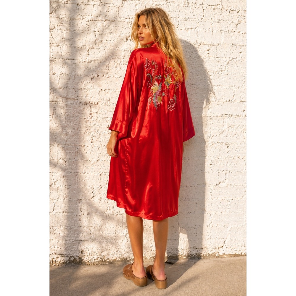 Vintage Pier 1 Passports Rayon Red Embroidered Dragon Phoenix Kimono Robe OS